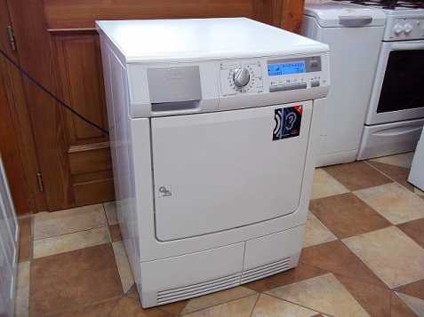 Sušička prádla AEG 58840R kondenzač