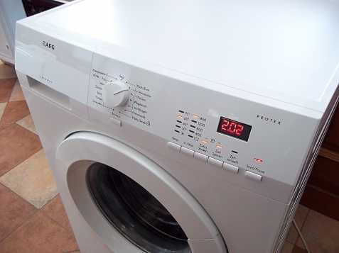  Pračka AEG LAVAMAT L60460FL
